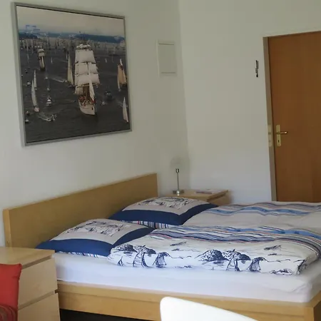 Schoenes Appartement In Ruhiger Lage Kiel Extérieur photo